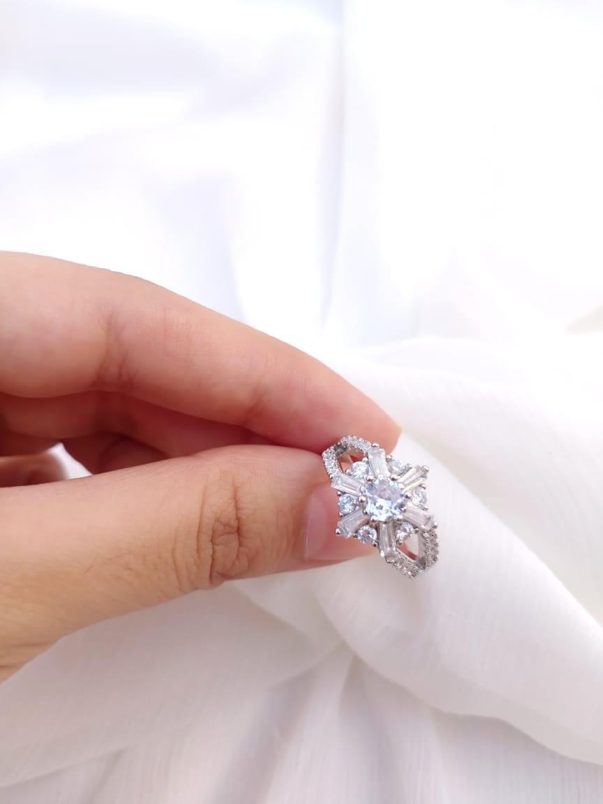 Elegant Silver Plated Crystal Adjustable Ring