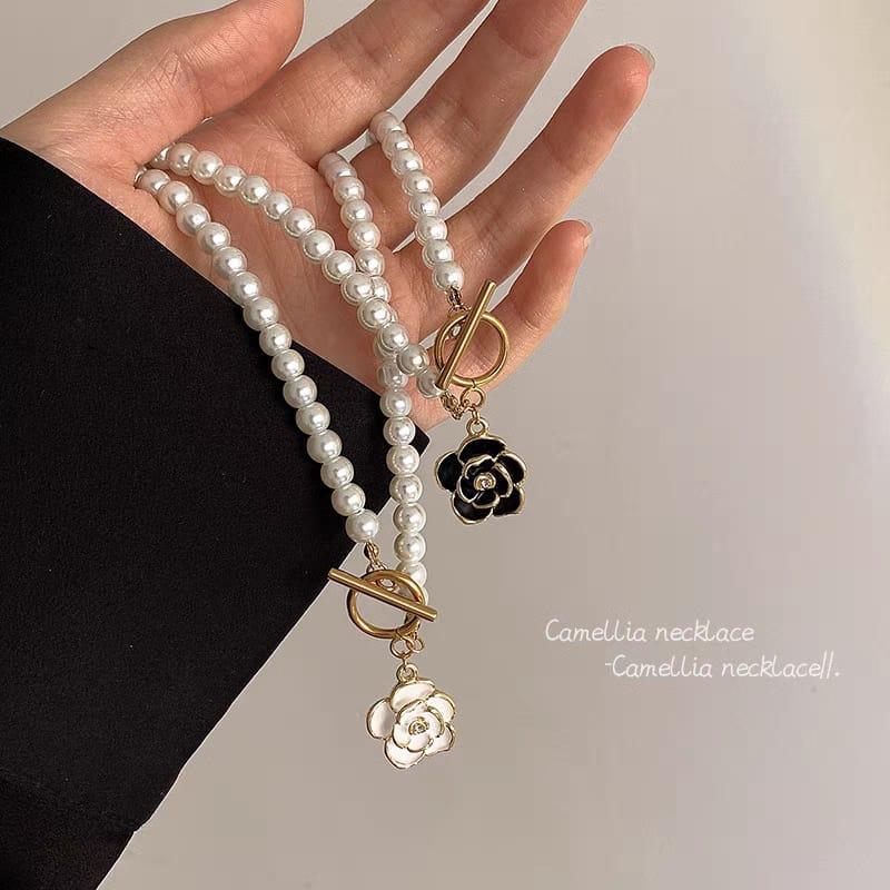 Sunflower Design Gold Plated Zircon Pendant