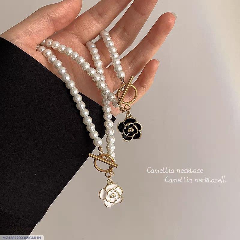 Sunflower Design Gold Plated Zircon Pendant