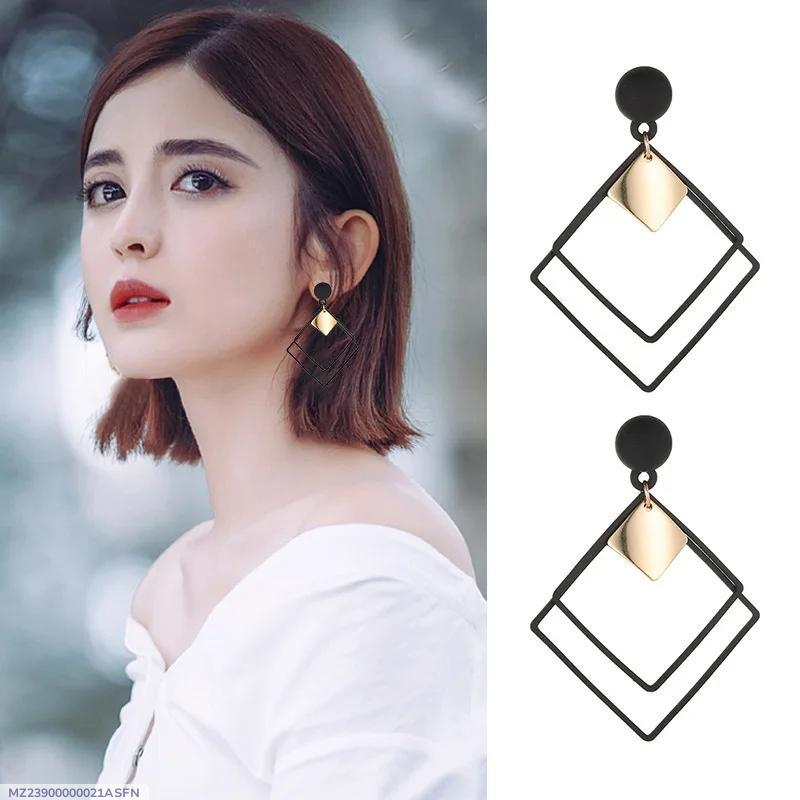 Stylish Square Design Earrings for Women - 2 Pcs in Black