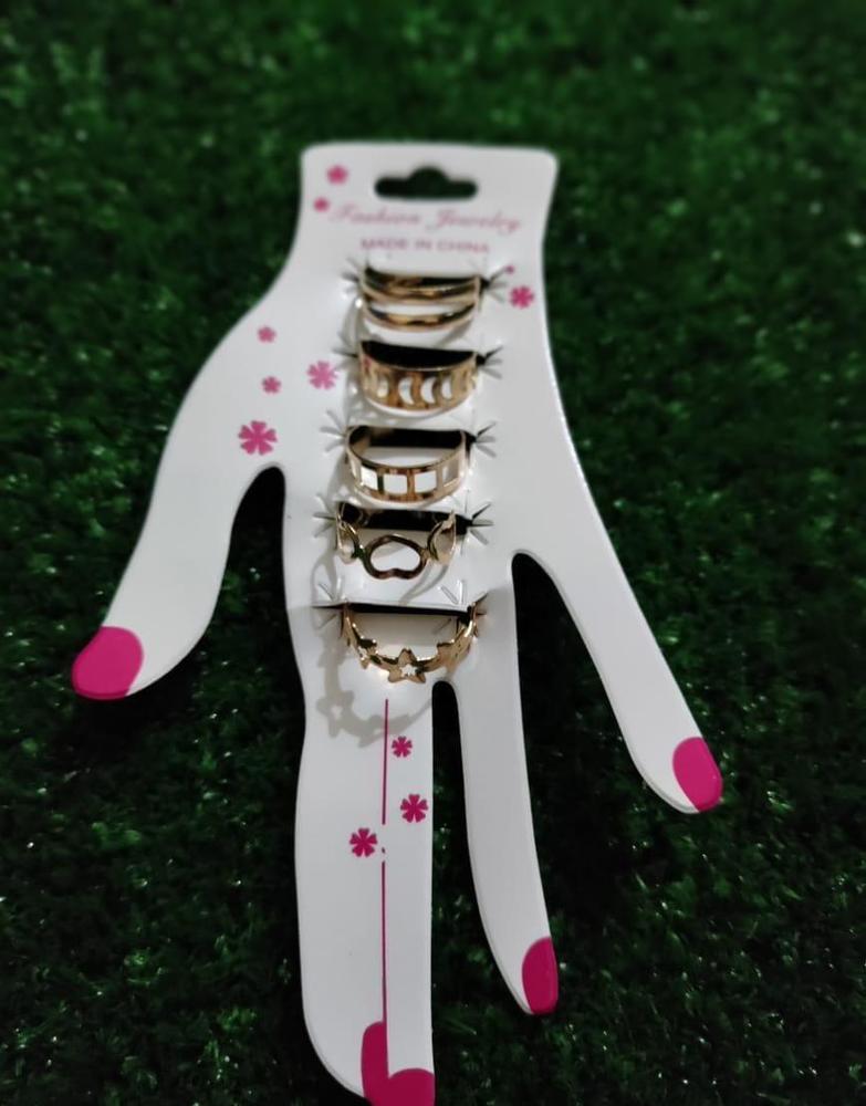 Beautiful Korean Styled Rings Set